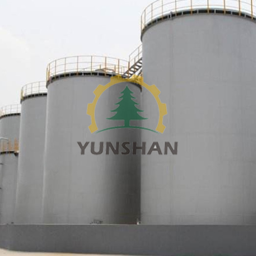 Large edible oil storage tank